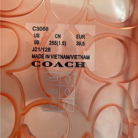 COACH ULYSSA RUBBER SLIDE
TANGERINE - Picture 3 of 3